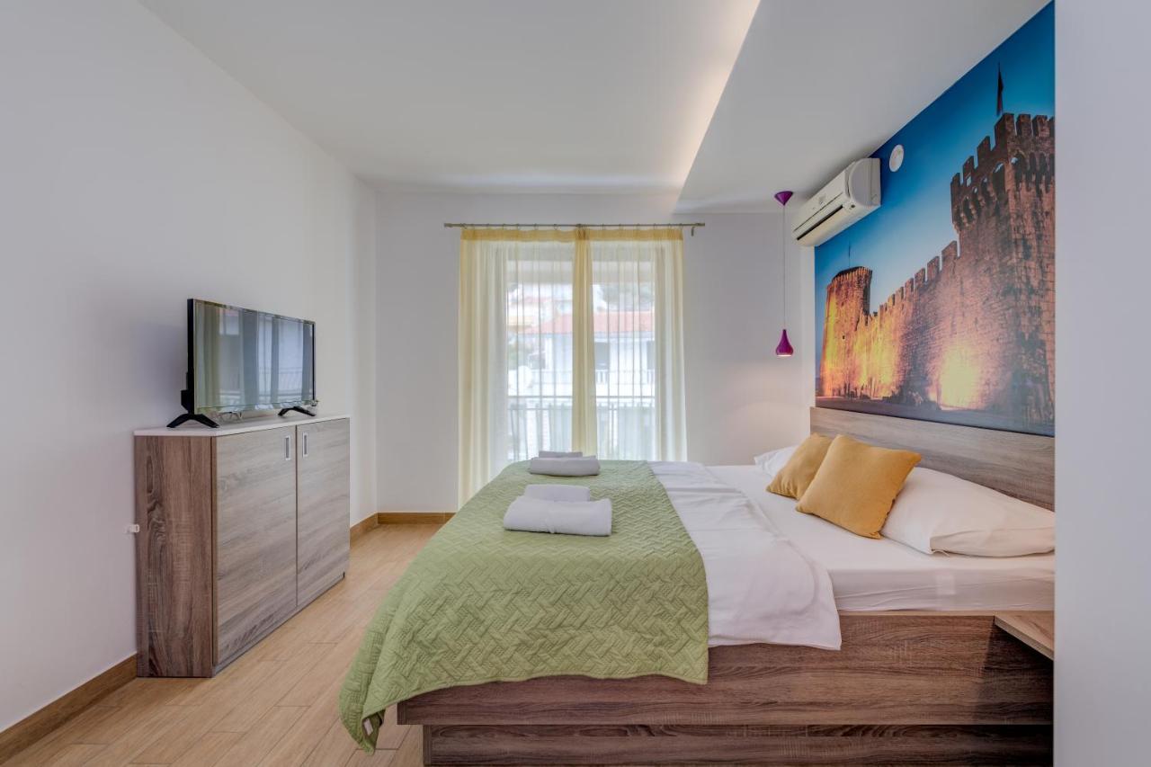 Apartments G Trogir Luaran gambar