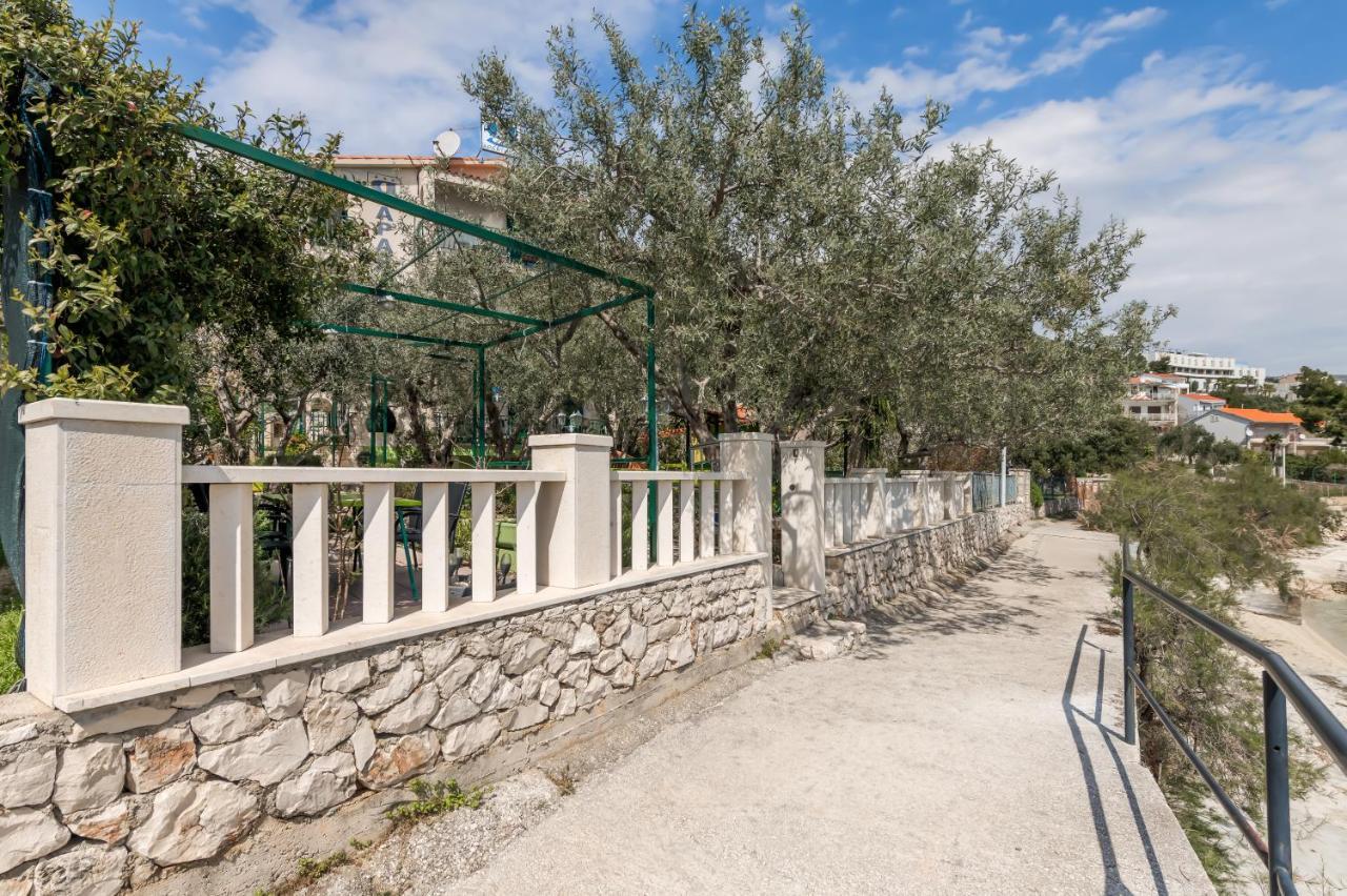 Apartments G Trogir Luaran gambar