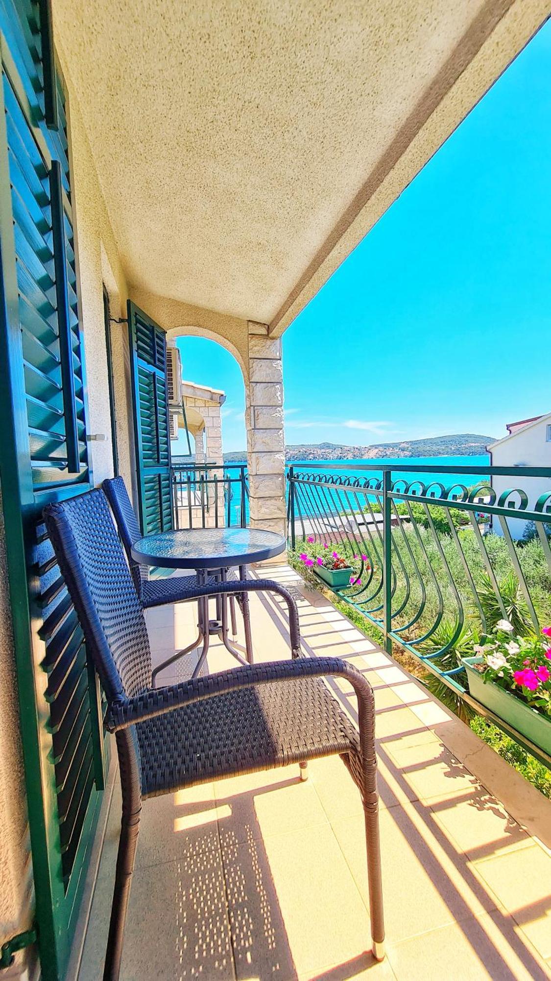 Apartments G Trogir Bilik gambar