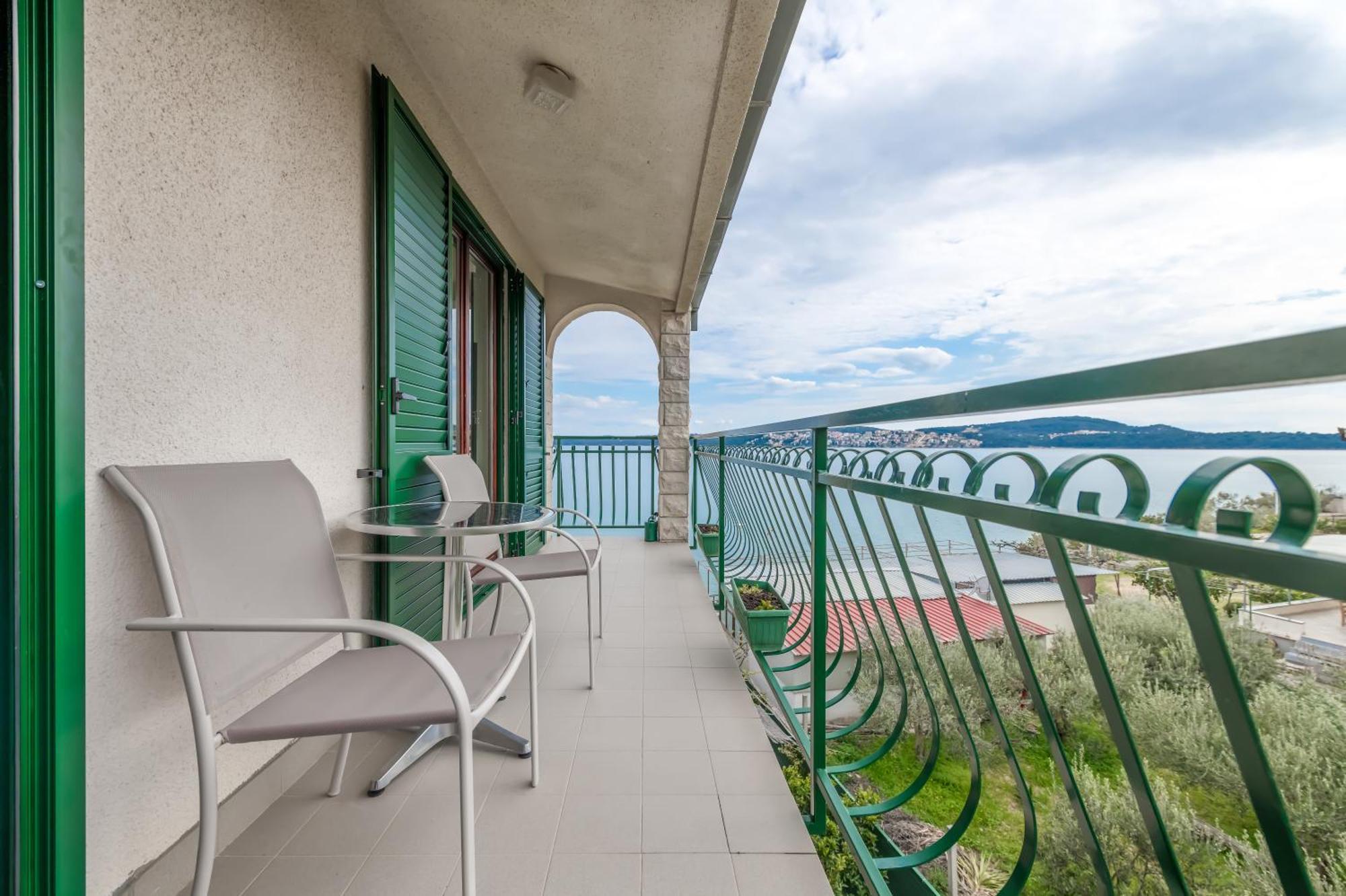 Apartments G Trogir Bilik gambar