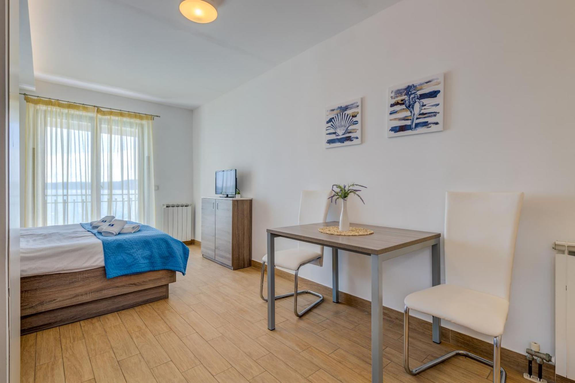 Apartments G Trogir Bilik gambar
